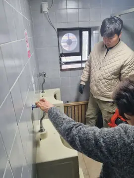 인천 연수 — 아파트 베란다 우수관 현장 사진